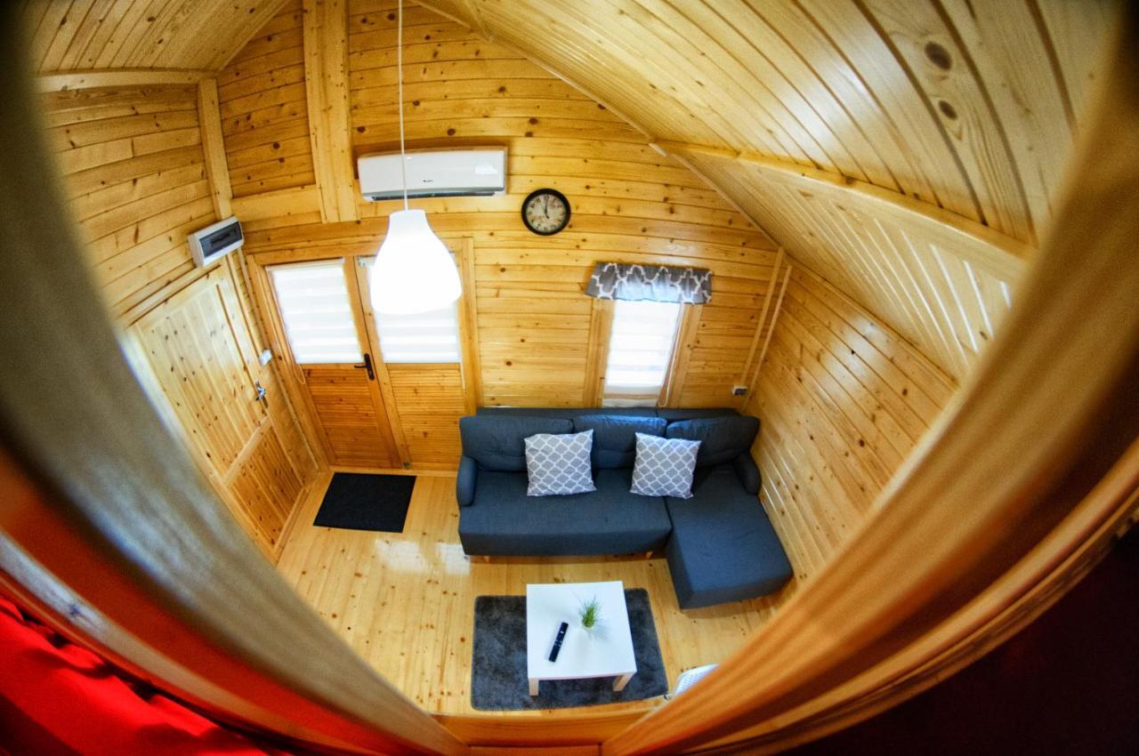 Nocleg Zator Domki Paradise Pod Palmami Exteriér fotografie